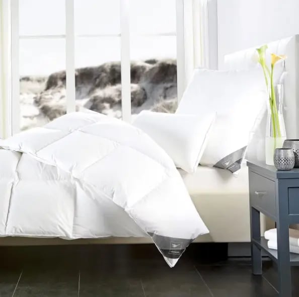 Häussling Daunen Kassettenbett Königstraum warm, 90% Daunen, 10% Federn